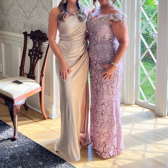 Shona Joy Asymmetrical One Shoulder Maxi Dress - Picture 6 of 6